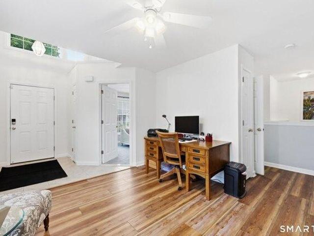 Condo for sale in Ellington, Connecticut