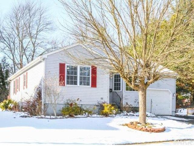 Condo for sale in Enfield, Connecticut