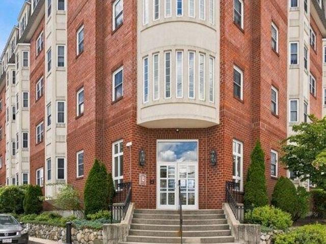 Condo for sale in Everett, Massachusetts