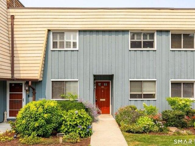 Condo for sale in Fairfield, Connecticut