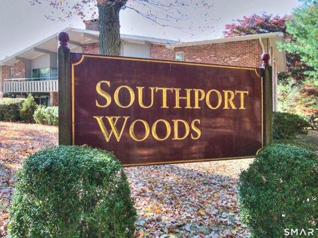 Condo for sale in Fairfield, Connecticut