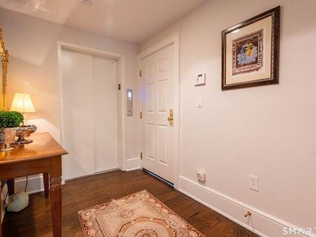 Condo for sale in Fairfield, Connecticut