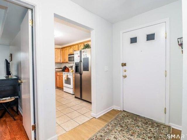 Condo for sale in Fairfield, Connecticut