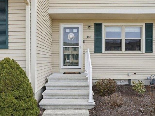 Condo for sale in Bristol, Massachusetts