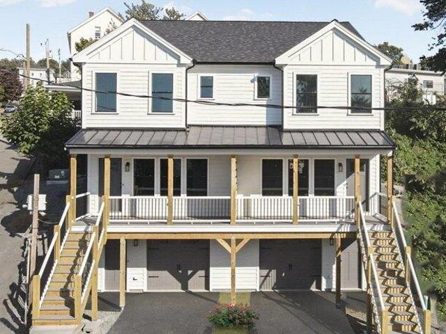 Condo for sale in Bristol, Massachusetts