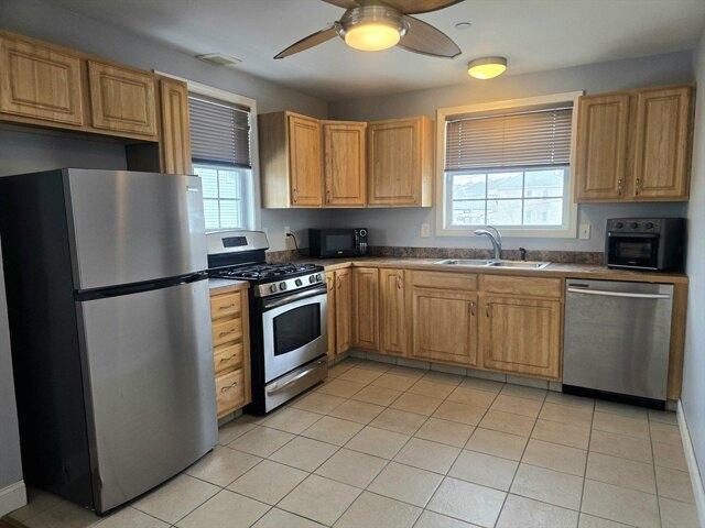 Condo for sale in Bristol, Massachusetts