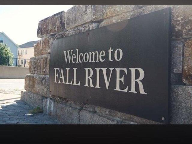 Condo for sale in Bristol, Massachusetts