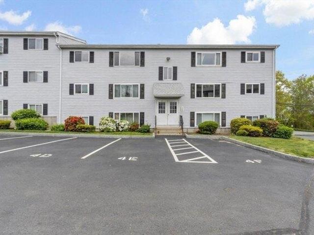 Condo for sale in Bristol, Massachusetts