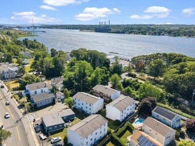 Condo for sale in Bristol, Massachusetts