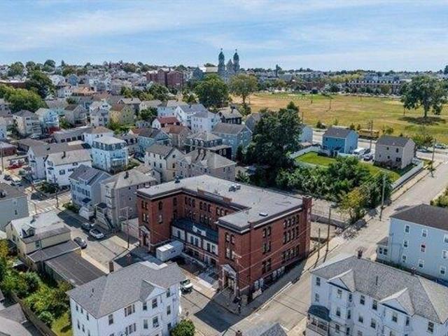 Condo for sale in Bristol, Massachusetts