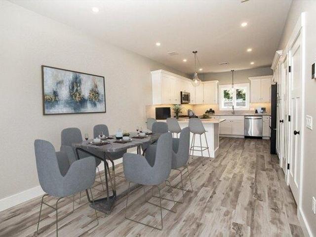 Condo for sale in Bristol, Massachusetts
