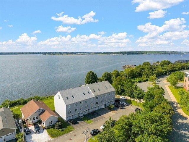 Condo for sale in Bristol, Massachusetts