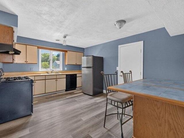 Condo for sale in Bristol, Massachusetts