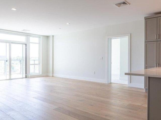 Condo for sale in Falmouth, Cumberland County