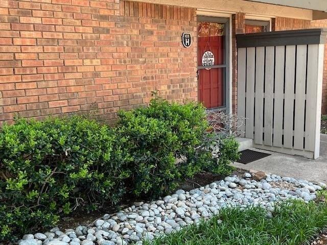 Condo for sale in Farmers Branch