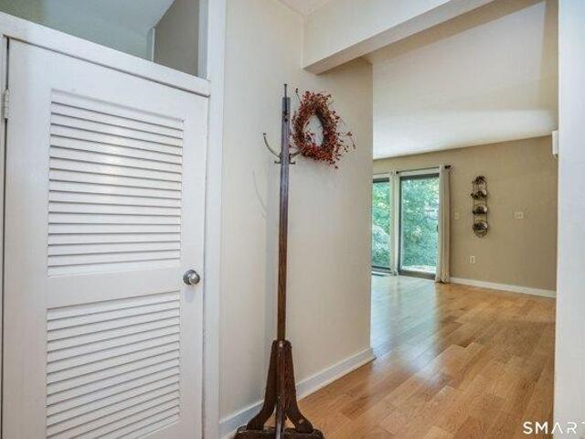 Condo for sale in Farmington, Connecticut