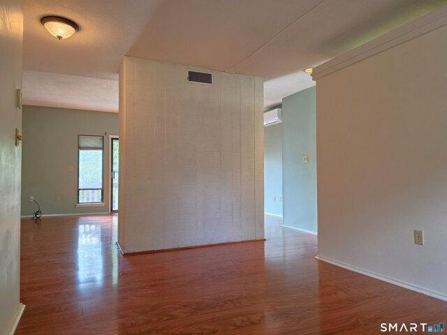 Condo for sale in Unionville, Farmington