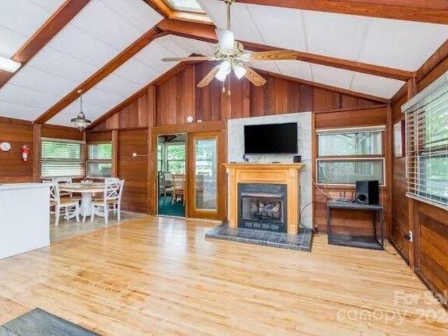 Condo for sale in Flat Rock, North Carolina