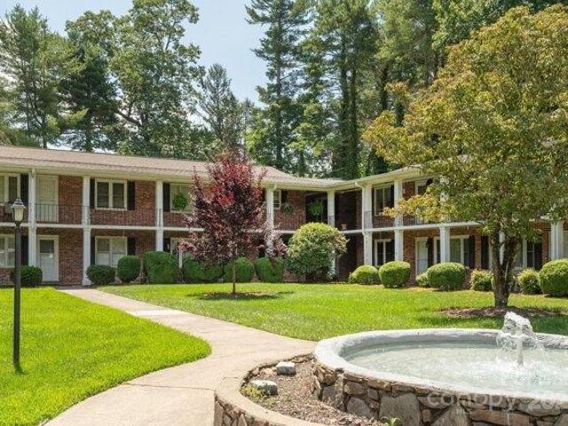 Condo for sale in Flat Rock, North Carolina