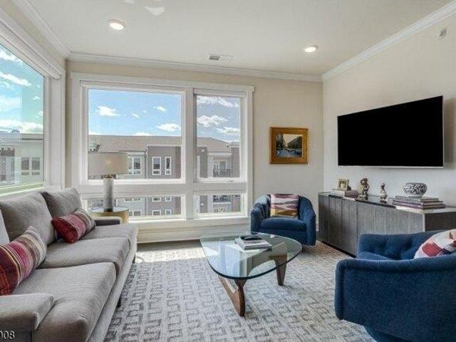 Condo for sale in Florham Park, New Jersey