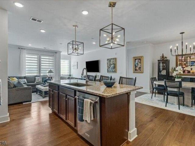 Condo for sale in Florham Park, New Jersey