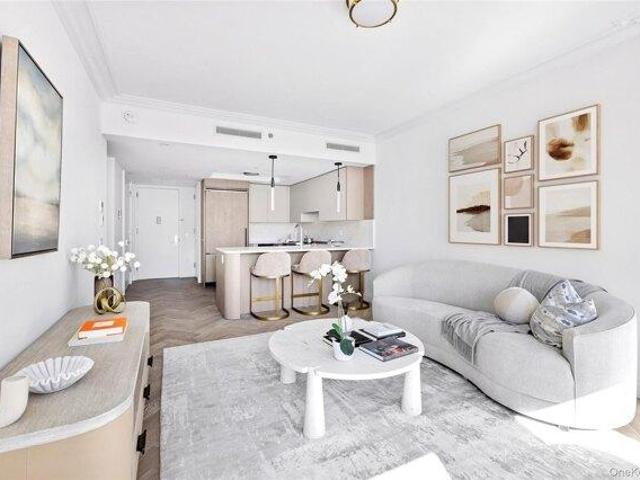 Condo for sale in Queens, Arverne