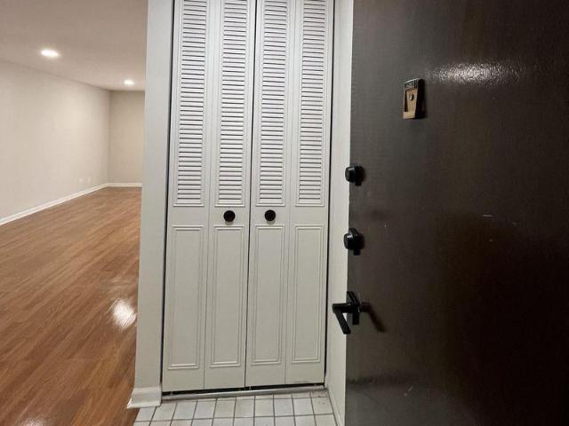 Condo for sale in Forest Park, Illinois