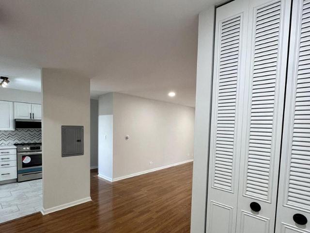 Condo for sale in Forest Park, Illinois
