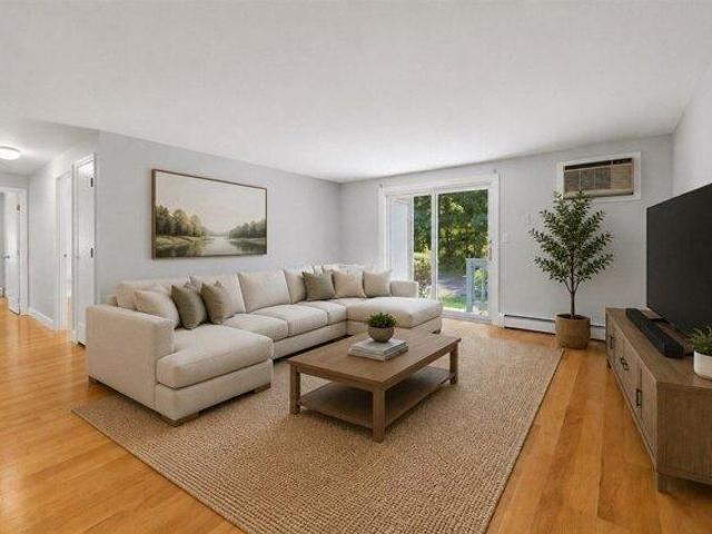 Condo for sale in Foxboro, Massachusetts