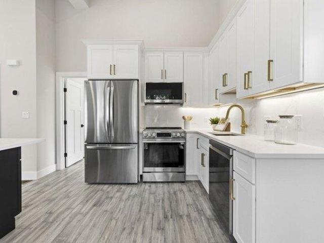 Condo for sale in Framingham, Middlesex County