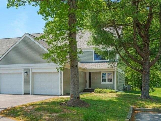 Condo for sale in Franklin, Massachusetts