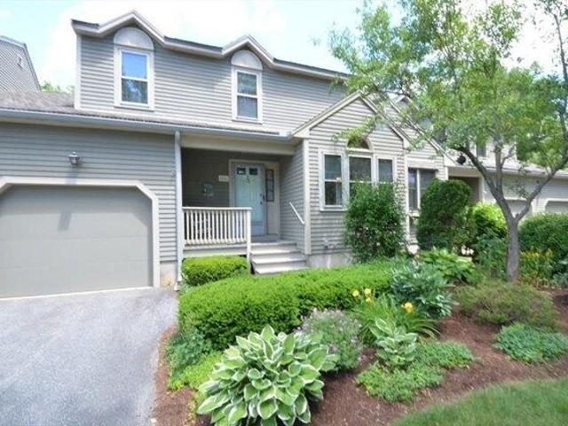 Condo for sale in Franklin, Massachusetts