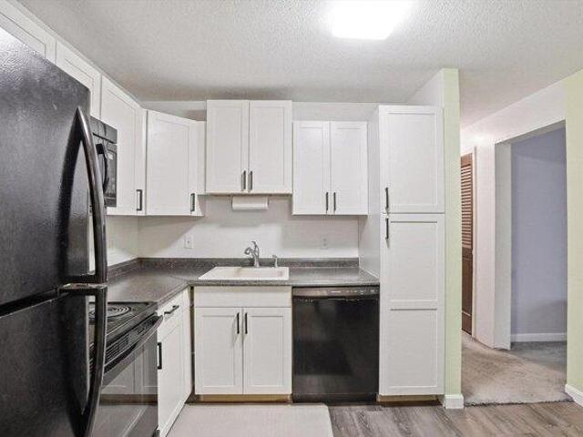 Condo for sale in Franklin, Massachusetts