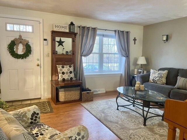 Condo for sale in Franklin, Massachusetts