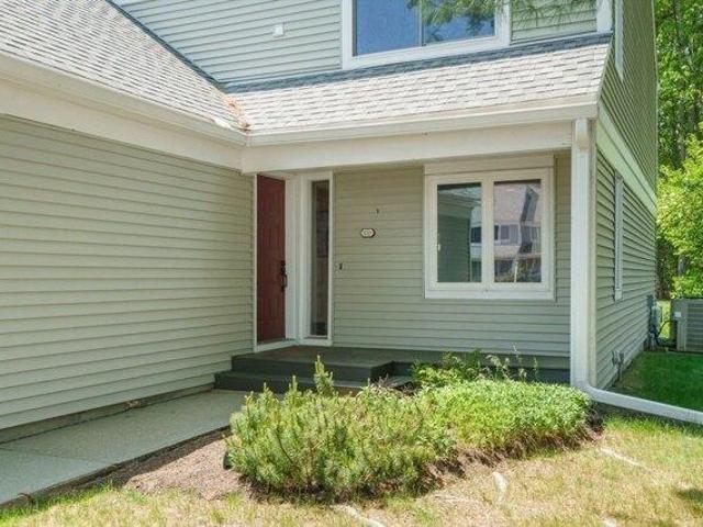 Condo for sale in Franklin, Massachusetts
