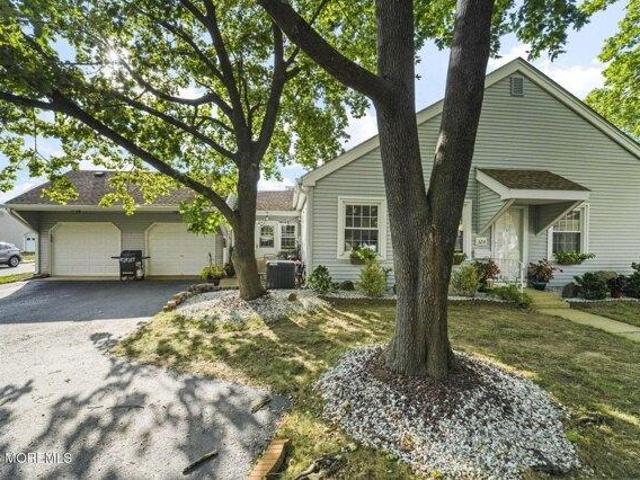 Condo for sale in Monmouth, New Jersey
