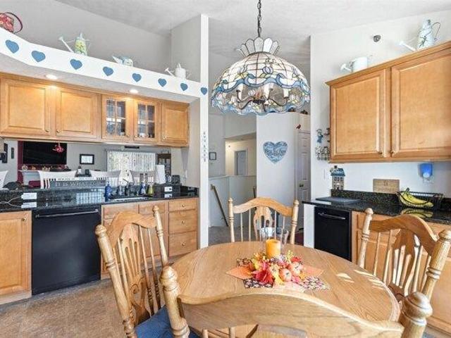 Condo for sale in Fremont, Rockingham County