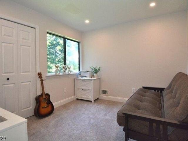 Condo for sale in Glen Gardner, New Jersey