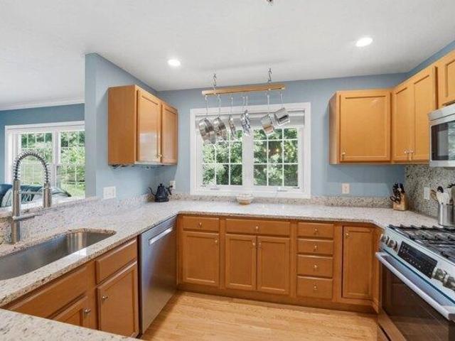 Condo for sale in Farnumsville, Grafton