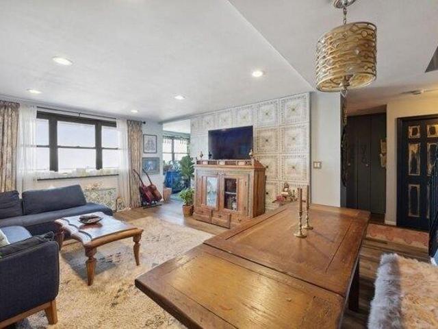 Condo for sale in Hudson, New Jersey