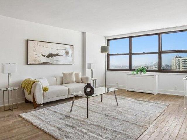 Condo for sale in Hudson, New Jersey