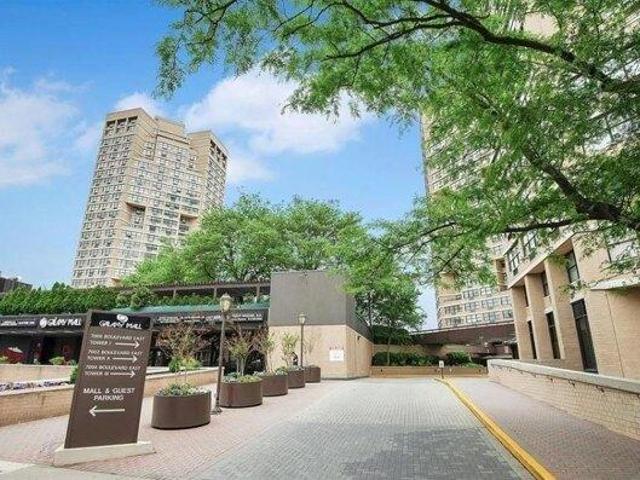 Condo for sale in Guttenberg, Hudson County