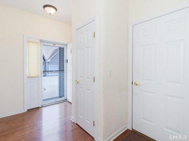 Condo for sale in Hamden, Connecticut
