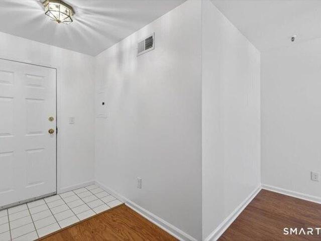 Condo for sale in Hamden, Connecticut