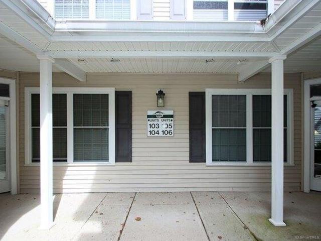 Condo for sale in Hamden, Connecticut