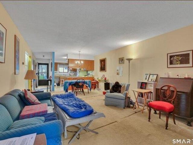Condo for sale in Hamden, Connecticut