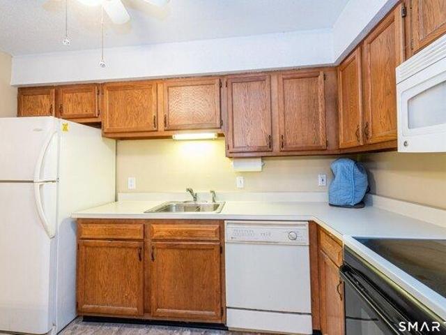 Condo for sale in Hamden, Connecticut
