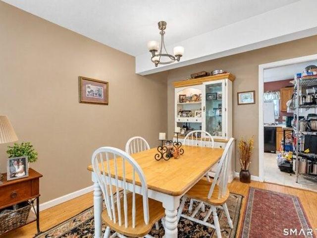 Condo for sale in East Side, Hamden