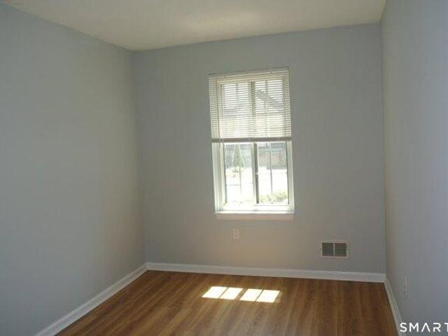 Condo for sale in Parkway Plaza, Hamden