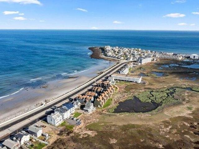 Condo for sale in New Hampshire
